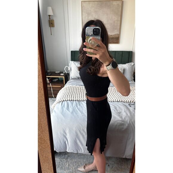 Black Banana Republic Midi Dress - Picture 3 of 5